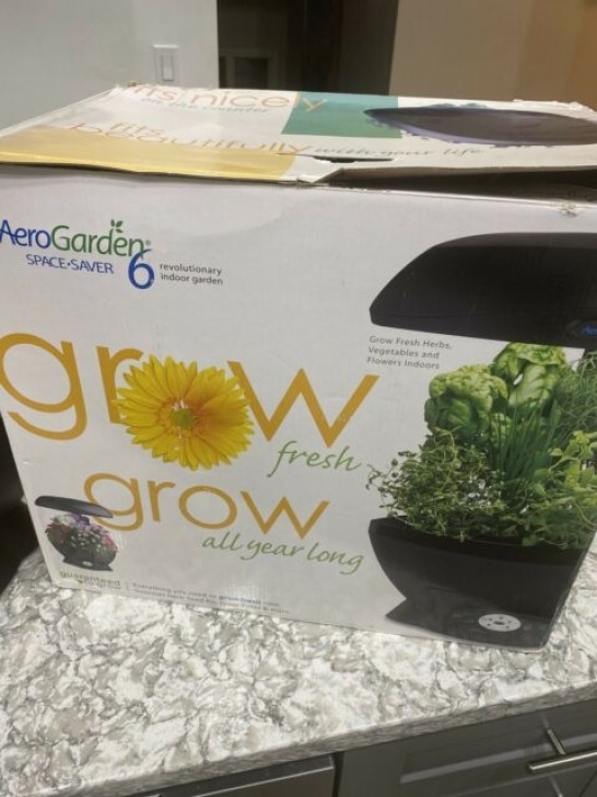 Aerogarden Space Saver 6 Aerogarden Space Saver 6 Indoor Garden System 100602-Blk Photo 794