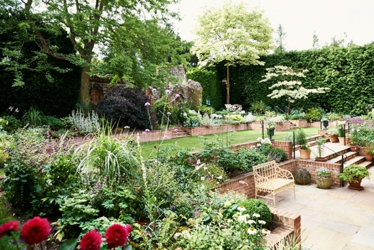 All Seasons Gardening And Landscaping A Folly Good View - All Seasons Landscape | Modern Garden Photo 011