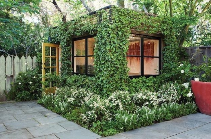 Beautiful Small House With Garden Charming Garden House Design And Beautiful Backyard Photo 637