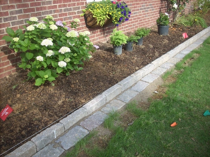 Brick Flower Bed Border 10 Lovable Cheap Flower Bed Edging Ideas 2019 Picture 930