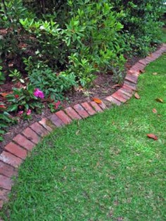 Brick Flower Bed Border 10 Solid Garden Edging Ideas With Bricks - Garden Lovers Club Picture 419