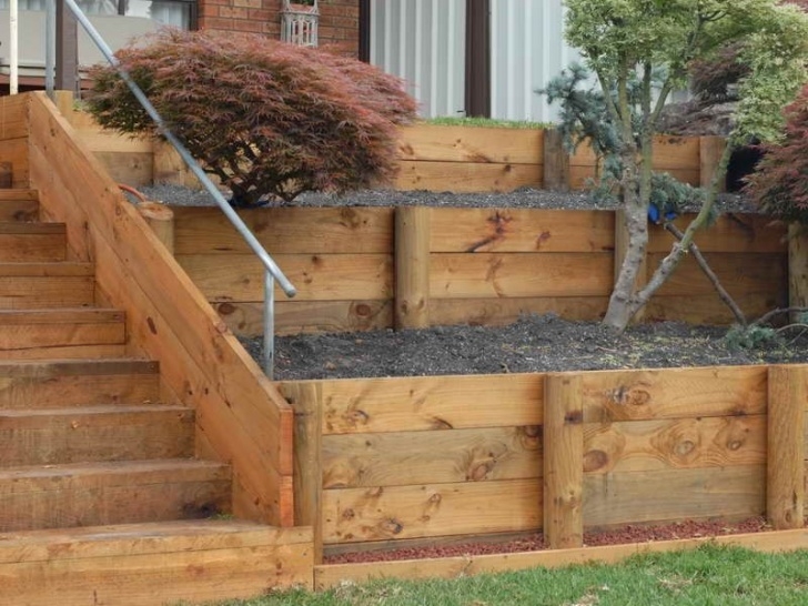 Build Garden Retaining Wall How To Build A Timber Retaining Wall | Garden Retaining Picture 990