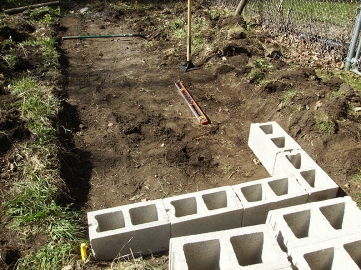 Building A Raised Garden Bed With Landscape Blocks Diy Cinder Block Raised Garden Bed – The Owner-Builder Network Picture 047