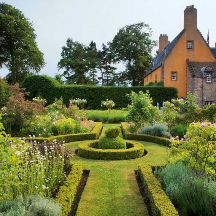 Classic Gardens And Landscaping Classic Garden Ideas | Ideal Home Photo 326