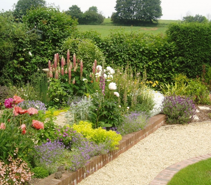 Cottage Garden Design For Small Gardens Mesmerizing Country Cottage Garden Ideas For Simple Design Image 609