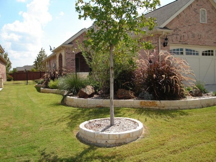 Decorative Stones For Flower Beds Flower Bed Designs | The Stone Border In This Flower Bed Image 335