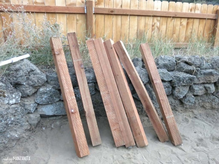 Diy Cedar Raised Garden Bed Diy Raised Garden Beds Using Cedar Boards - Making Manzanita Picture 194