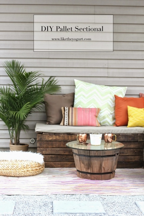 Diy Outdoor Patio Furniture Diy: Pallet Sectional For Outdoor Furniture - Like The Yogurt Image 884