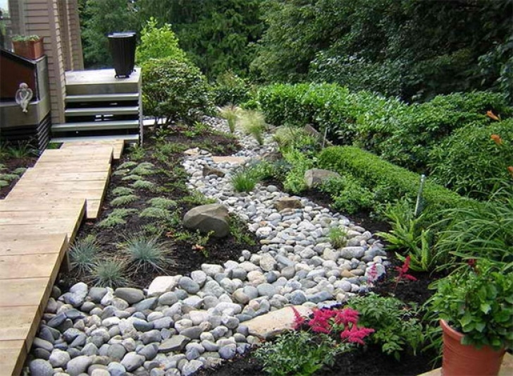 Dry Landscape Garden Tips On How To Landscape On A Hill | Home Design Lover Picture 914