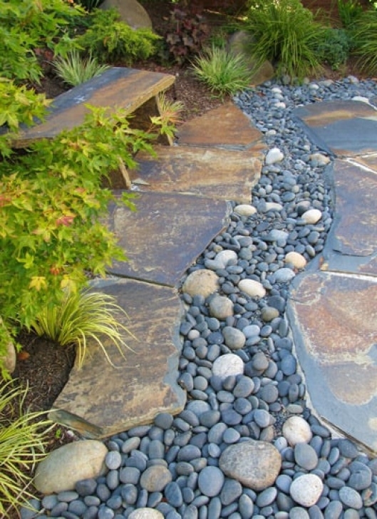 Dry River Bed Garden 10 Ideas On Making Your Own Dry Creek Bed Photo 852