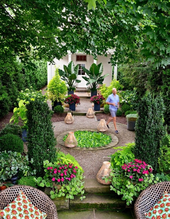 Greener Gardens Landscaping Garden Tour: Fifty Shades Of Green | Tuscan Garden, Garden Image 003
