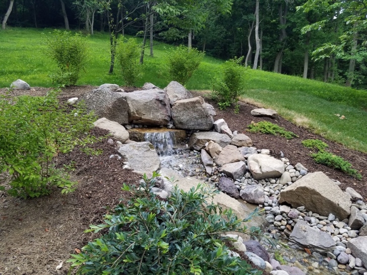 Hillside Garden Landscaping 7 Ideas For Hillside Landscaping - Revolutionary Gardens Photo 472