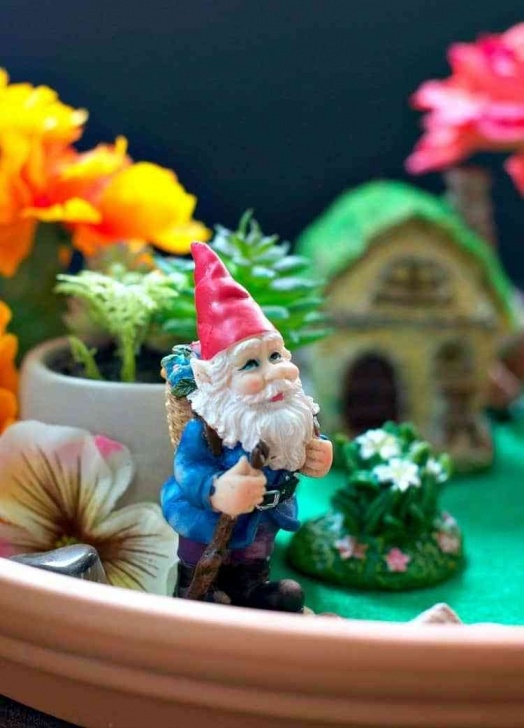 Indoor Garden For Kids Indoor Fairy Garden: An Easy Craft For Kids - The Seasoned Mom Image 372