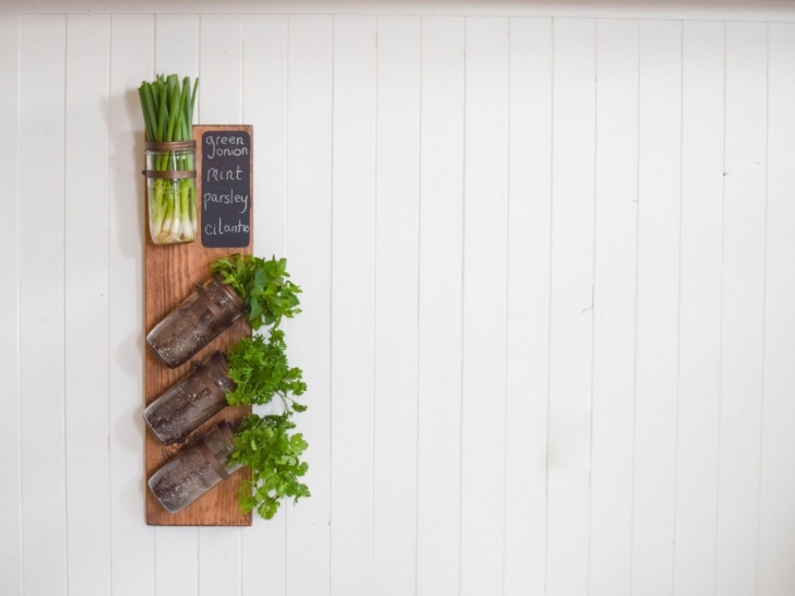 Indoor Vertical Herb Garden Vertical Garden Indoor Planters Indoor Herb Garden Hanging Photo 078