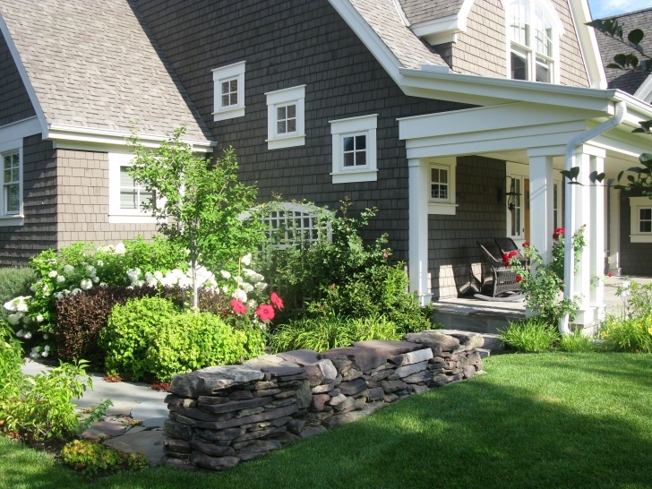 Landscaping Around Porch Landscaping Ideas For Front Of House With Porch |  To Photo 544