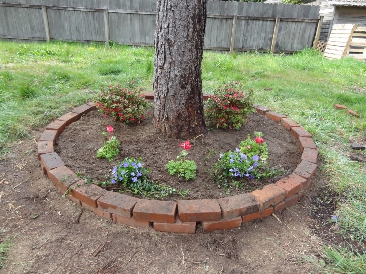 Landscaping Around Trees With Bricks Diy // A Spring Ready Yard Makeover | Revamp Homegoods Photo 119