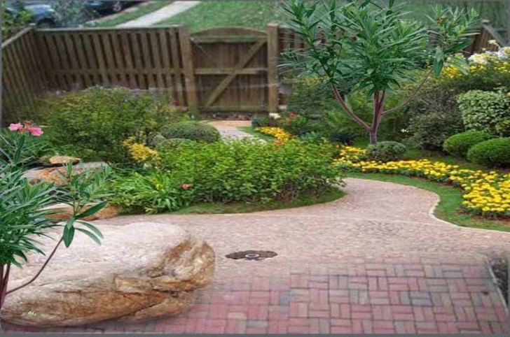 Landscaping Designs For Small Yards Architecture Homes: Small Backyard Designs Image 330