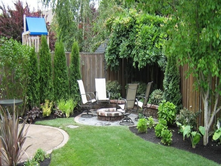 Landscaping Designs For Small Yards Small Backyard Landscape | Small Yard Landscaping, Small Picture 887