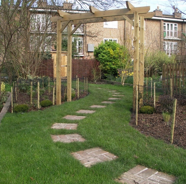 Long Thin Garden Design Long Narrow Gardens Archives - Leaf &amp; Acre Picture 235