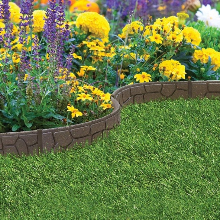 Metal Flower Bed Borders Lawn Edging: 8 Ideas To Keep Your Borders Neat | Real Homes Image 945