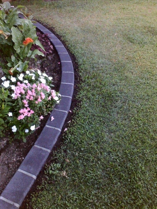 Metal Flower Bed Edging Awesome Garden Edging Ideas | Wearefound Home Design Picture 493