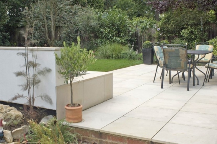 Mint Pool And Landscape Design Contemporary Patio And Water Feature In Mint White Sawn Image 156