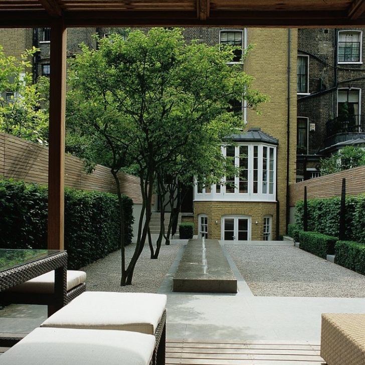 Modern City Garden Minimalist City Garden Pelham Crescent, London Garden Photo 747