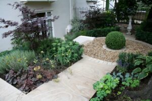 Modern Formal Garden Contemporary Garden With Formal Planting Design And Resin Picture 620