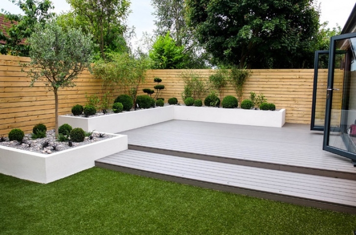 Modern Garden Designs And Layouts Small, Low Maintenance Garden - Contemporary - Garden Picture 614