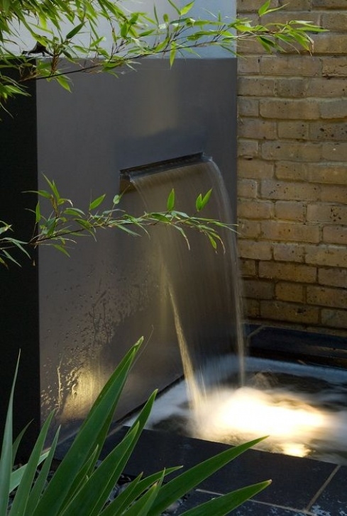 Modern Outdoor Wall Fountain 8 Of Our Best Contemporary Gardens And Roof Terraces By 8 Picture 866