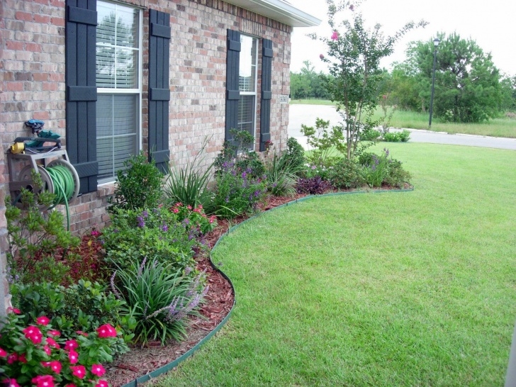 Plants For Small Gardens Curb Appeal Part 2: The Landscaping | Small Front Yard Image 261