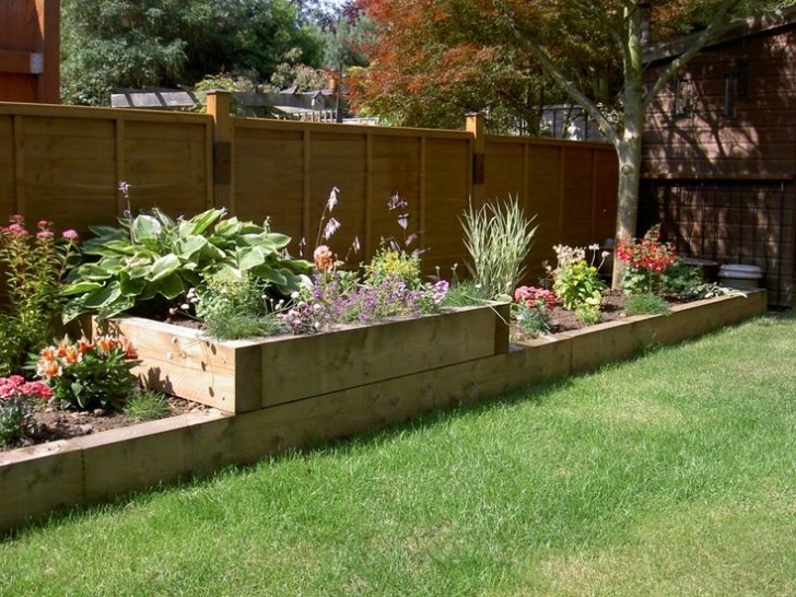 Raised Bed Flower Garden 25+ Trending Raised Flower Beds Ideas On Pinterest Photo 261