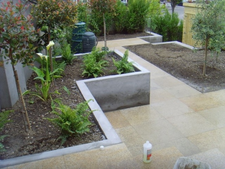 Raised Bed On Concrete Raised Concrete Planter Bed Matches Level Of Steps | Large Picture 703