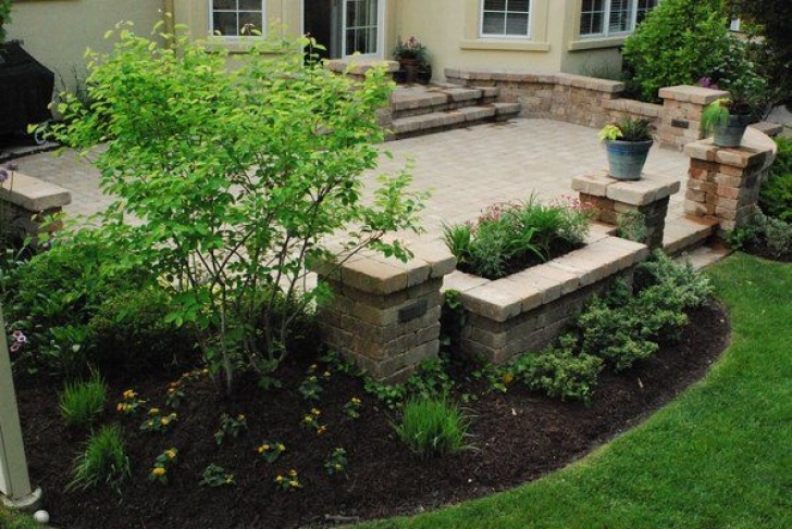 Retaining Wall Garden Bed Patio Wall Lighting | Custom Stone Patio, Columns Photo 351