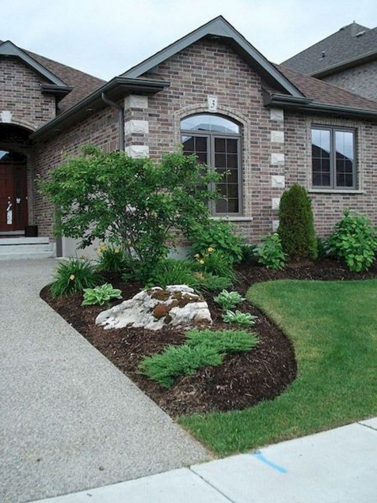 Simple Front Garden Designs 36 Beautiful Simple Front Yard Landscaping Design In Photo 123