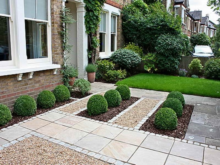 Simple Front Garden Gabilio Home And Garden: Simple Front Garden Landscaping Idea Photo 886