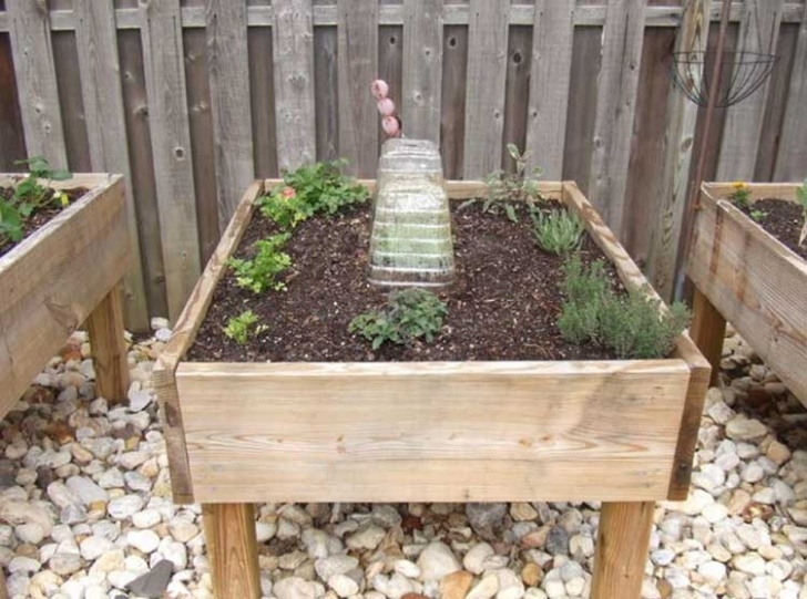 Simple Raised Bed Garden 50+ Free Raised Bed Garden Plans (Simple &amp; Easy) Image 089