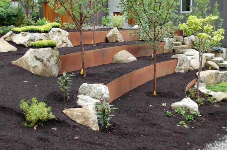 Sloped Backyard Retaining Wall Jenn The Office Manager Here! I Stopped By The Jobsite Image 872