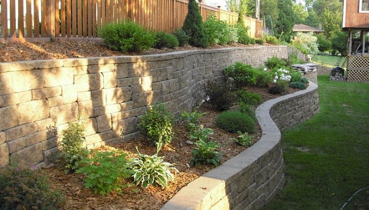 Sloped Backyard Retaining Wall Wood Fence, Green Shrubs, Serpentine Wall, Wall With Image 591