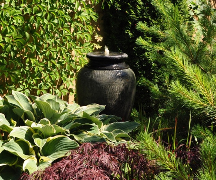 Small Garden Water Features Three Dogs In A Garden: Pin Ideas: Small Water Features Image 038