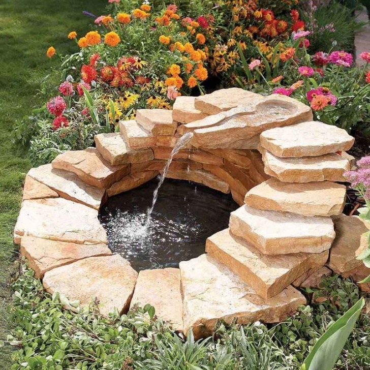 Small Outdoor Water Fountain Outdoor Insider: How To Make The Most Out Of A Small Backyard Image 974