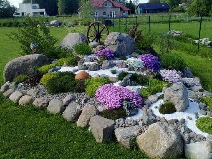Small Stones For Landscaping 16 Gorgeous Small Rock Gardens You Will Definitely Love To Image 210