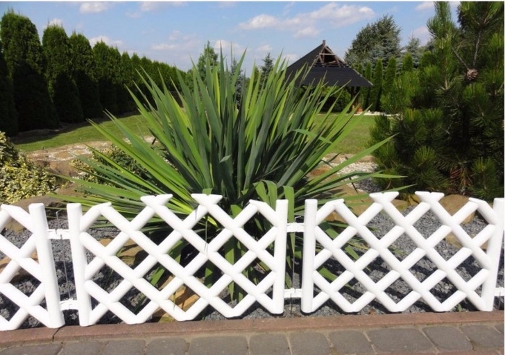 Small White Garden Fence Plastic Garden Fence Panels Boarder Lawn Palisade Edge Photo 107