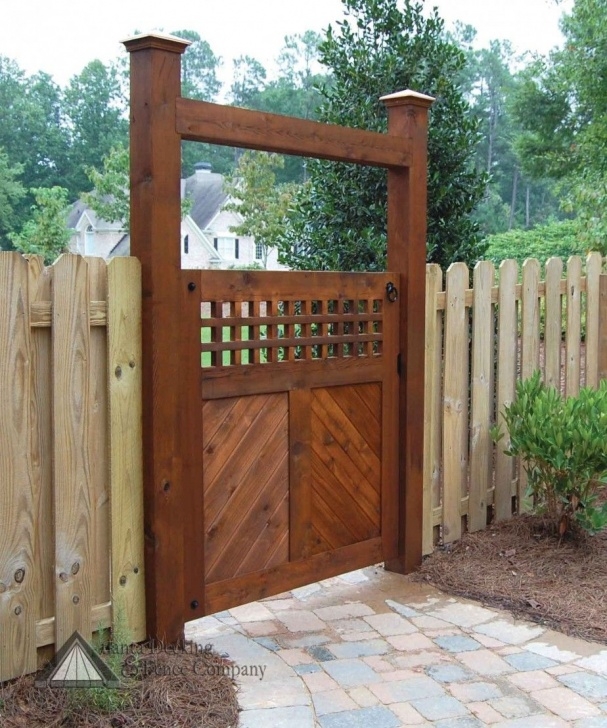 Small Wooden Garden Fence Exterior ~ Beautiful Vertical Wood Fencing Idea And Stone Picture 722