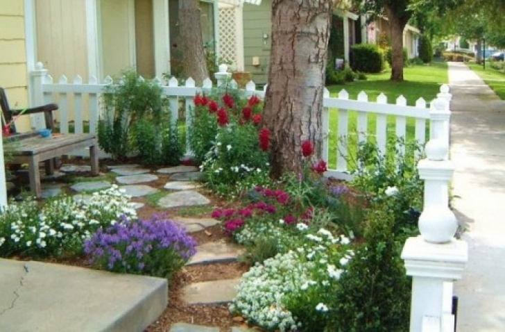 Tiny Front Garden 26 Beautiful Landscaping Ideas For A Small Front Yard Photo 400