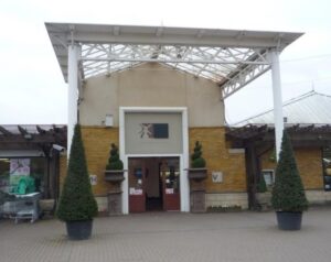 Van Dongen'S Garden Centre Landscaping &amp; Nursery Van Hage Garden Centre In Ware - Justgardencentres Image 564