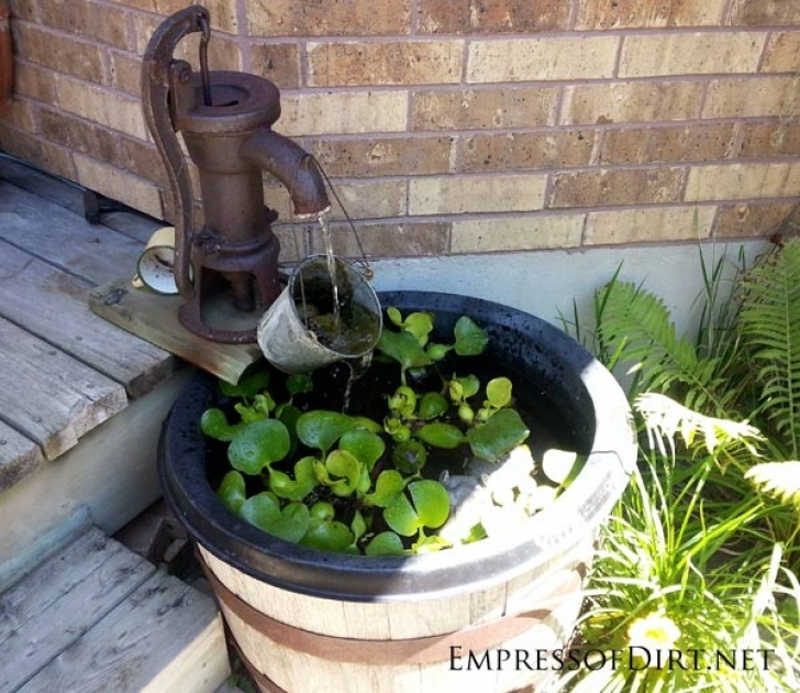 Water Fountain For Small Pond 20 Beautiful Backyard Pond Ideas For All Budgets | Empress Image 997